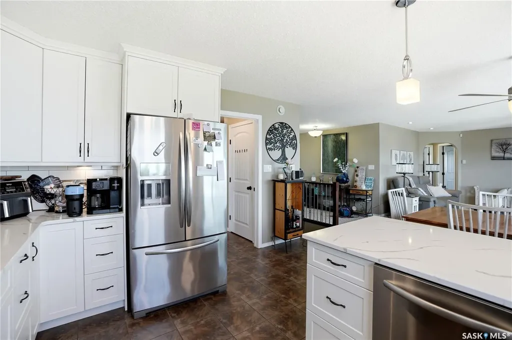 380 Carter Crescent Cochin SK S0M 0L0