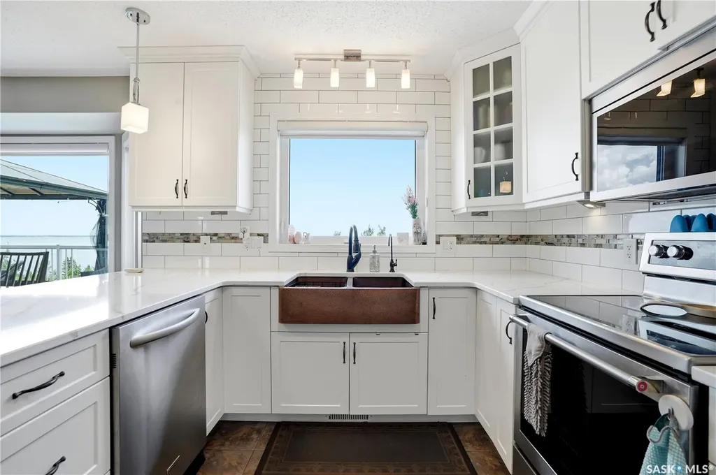 380 Carter Crescent Cochin SK S0M 0L0