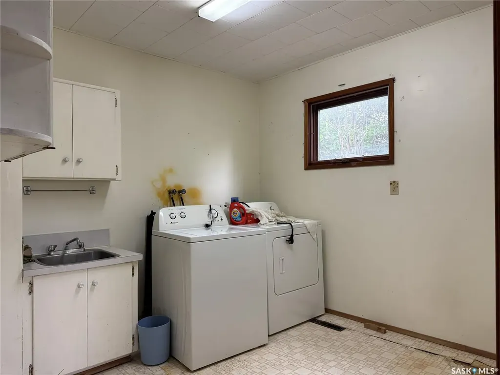 316 1st Street E Wynyard SK S0A 4T0