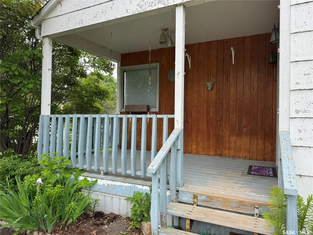 316 1st Street E Wynyard SK S0A 4T0