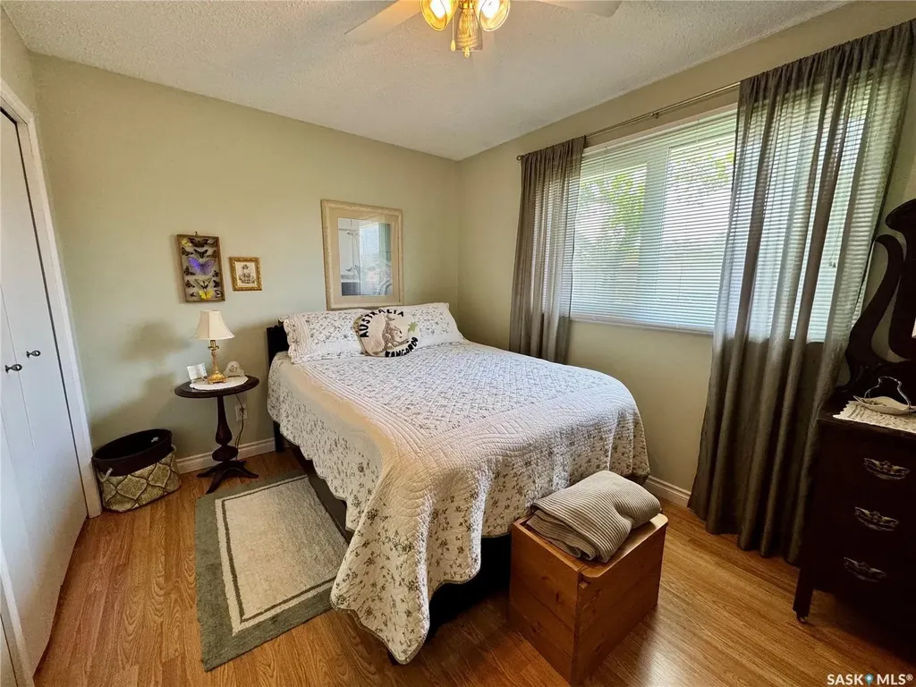 1430 Sibbald Crescent Prince Albert SK S6V 6B4