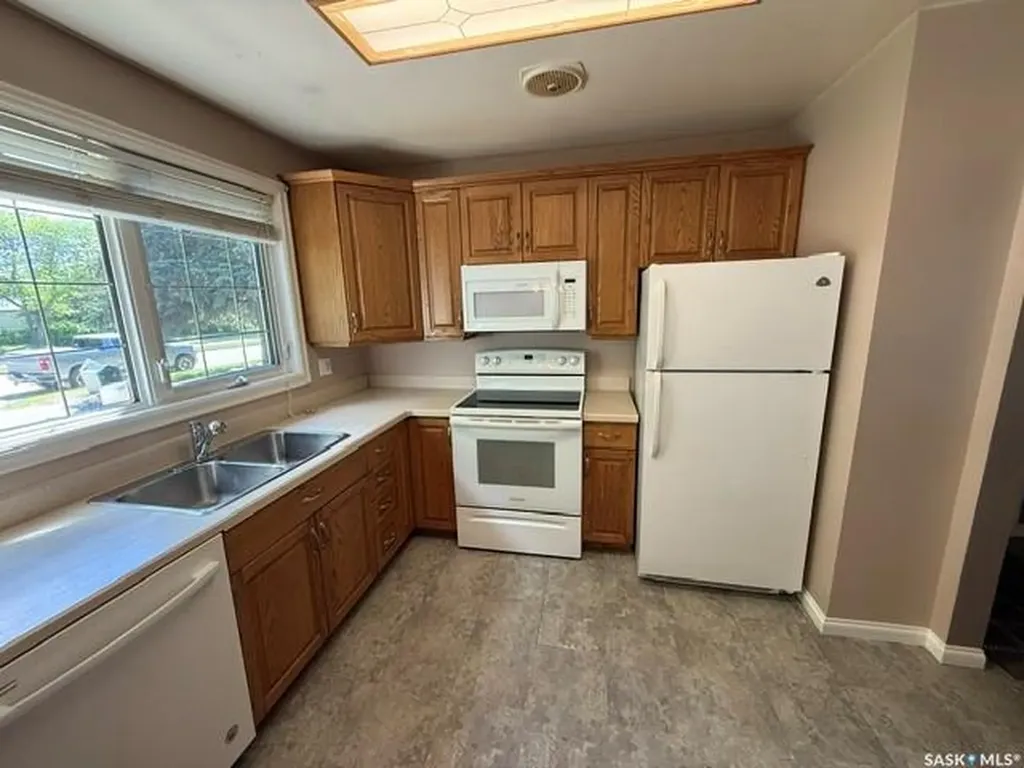 245 Queen Elizabeth Boulevard Kamsack SK S0A 1S0