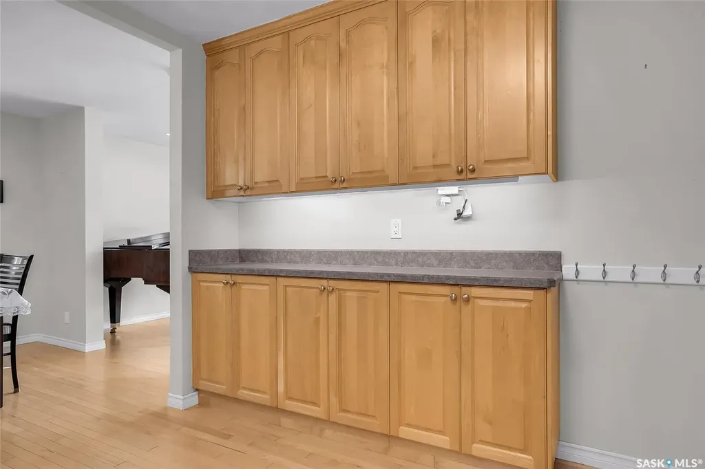 77 Potter Crescent Saskatoon SK S7H 3L2