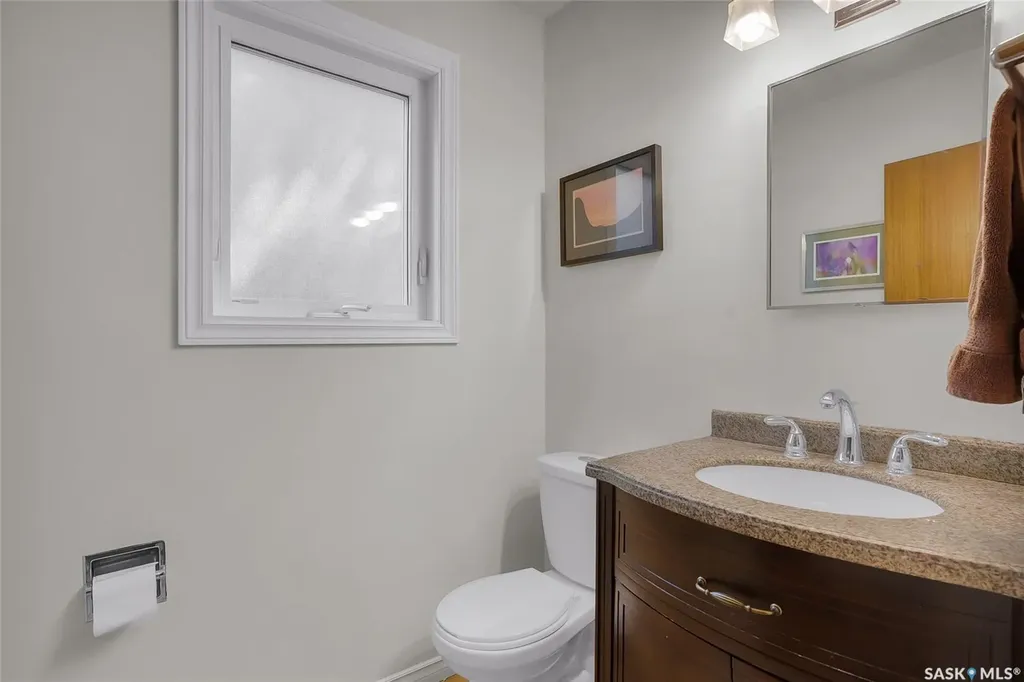 77 Potter Crescent Saskatoon SK S7H 3L2