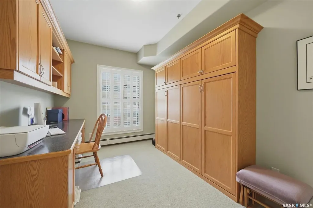 106 Armistice Way Saskatoon SK S7J 2H4