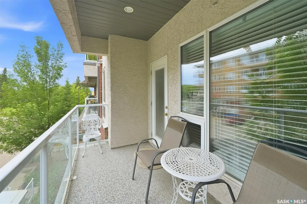 106 Armistice Way Saskatoon SK S7J 2H4