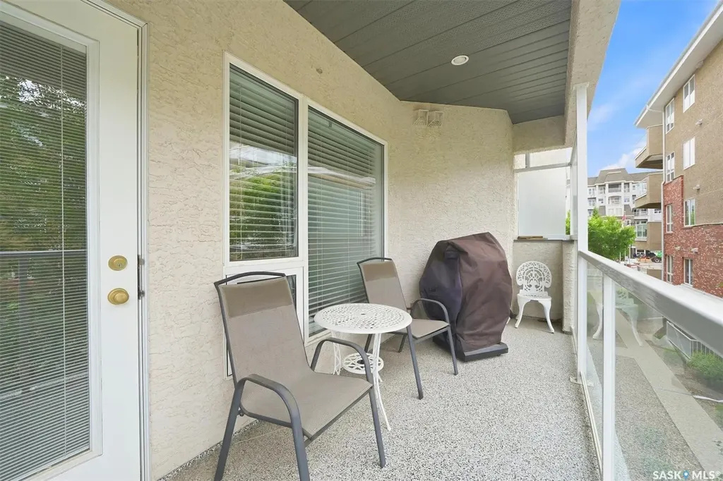 106 Armistice Way Saskatoon SK S7J 2H4