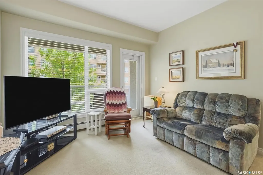 106 Armistice Way Saskatoon SK S7J 2H4