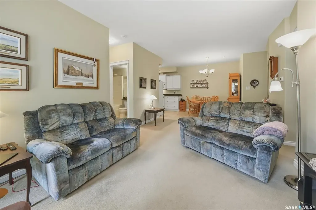 106 Armistice Way Saskatoon SK S7J 2H4