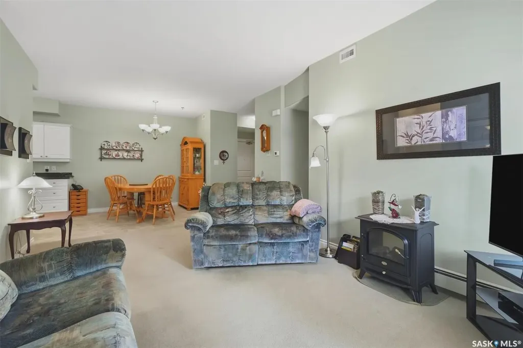 106 Armistice Way Saskatoon SK S7J 2H4