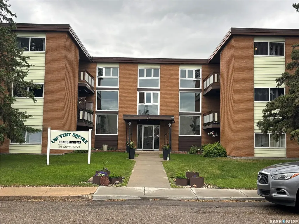 26 Shaw Street Regina SK S4R 3M4