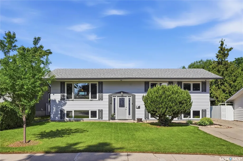 154 Mount Allison Crescent Saskatoon SK S7H 4A5