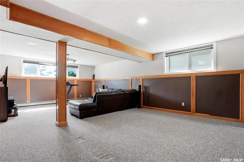 154 Mount Allison Crescent Saskatoon SK S7H 4A5
