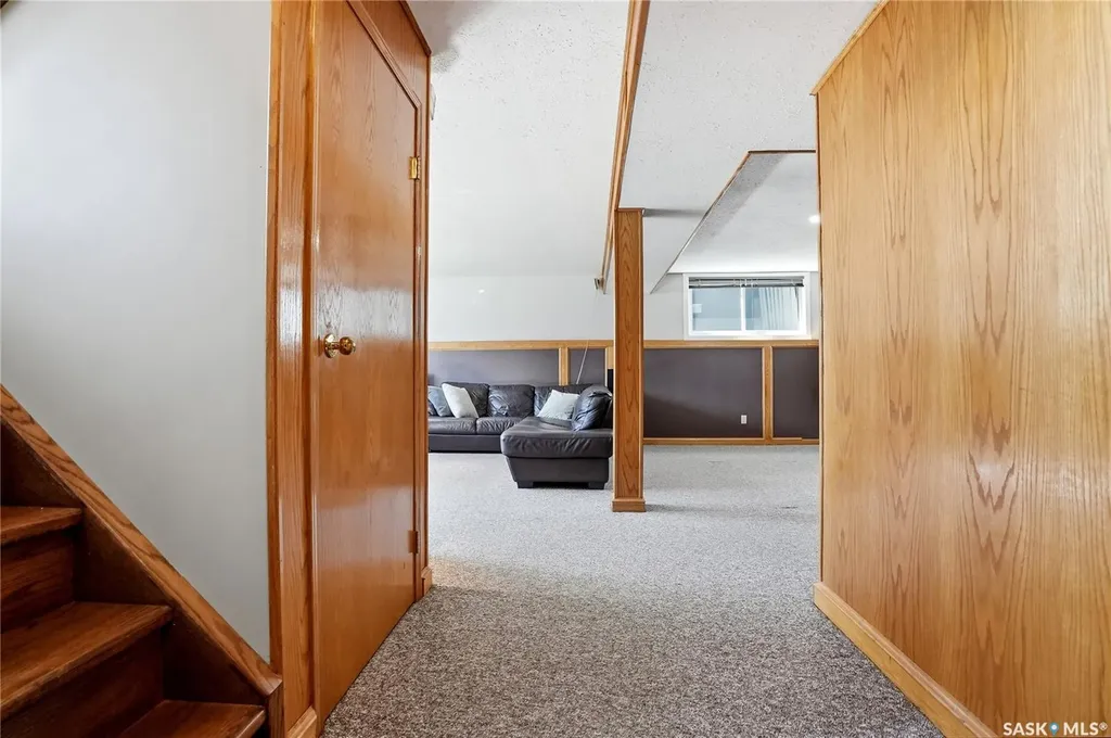 154 Mount Allison Crescent Saskatoon SK S7H 4A5