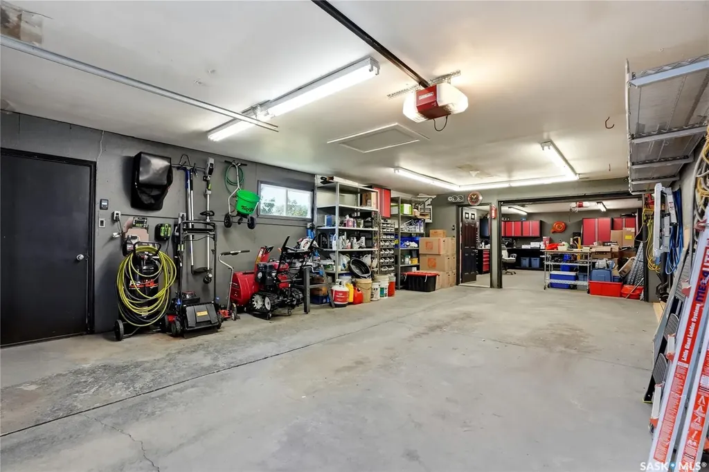 154 Mount Allison Crescent Saskatoon SK S7H 4A5