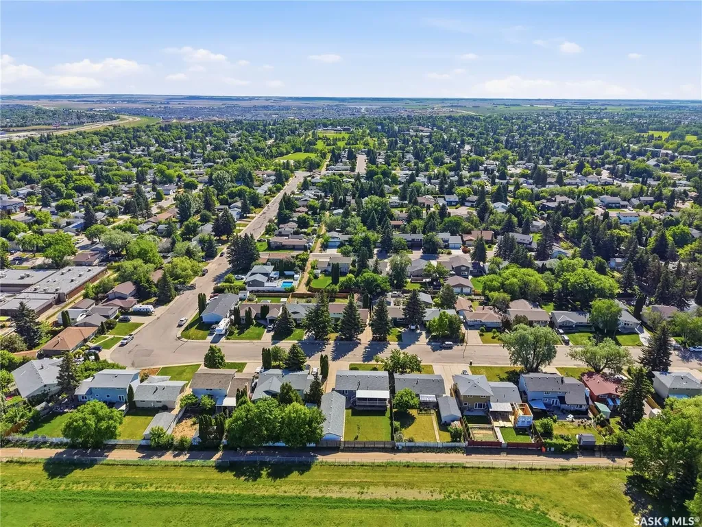 154 Mount Allison Crescent Saskatoon SK S7H 4A5