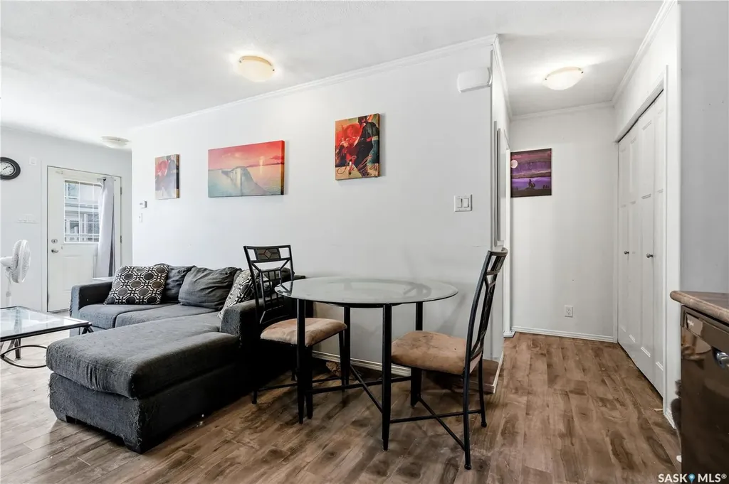 1022 Hampton Circle Saskatoon SK S7R 0K3