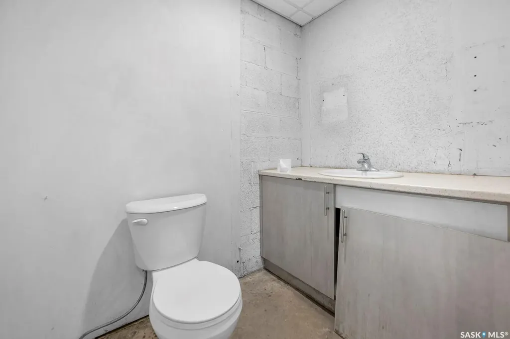 1005 Winnipeg Street Regina SK S4R 1J3