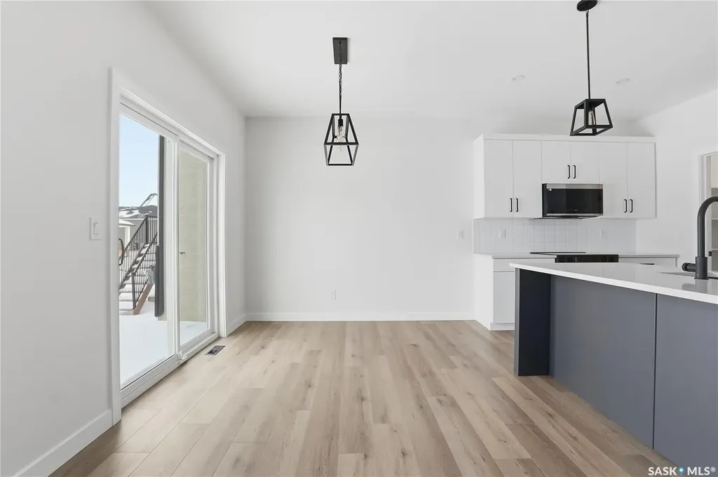 211 Sharma Lane Saskatoon SK S7W 1K7