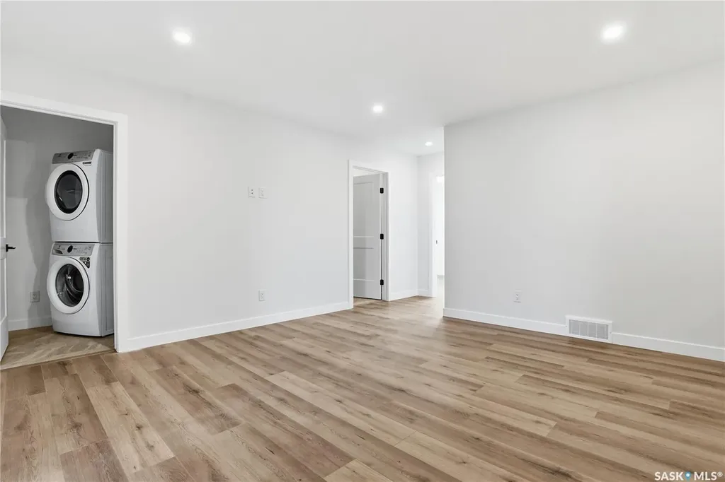 211 Sharma Lane Saskatoon SK S7W 1K7