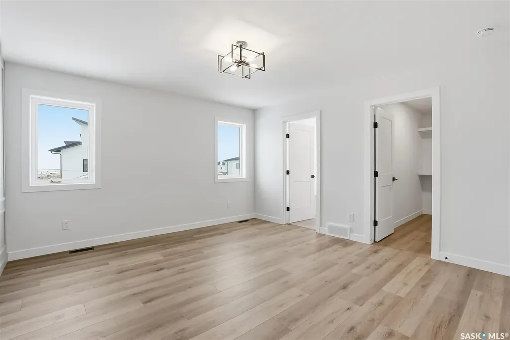 211 Sharma Lane Saskatoon SK S7W 1K7