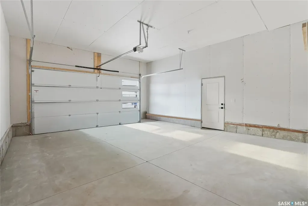 211 Sharma Lane Saskatoon SK S7W 1K7
