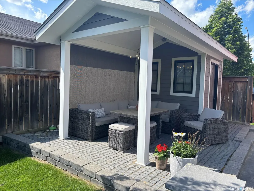 724 St Andrews Drive Swift Current SK S9H 1L1