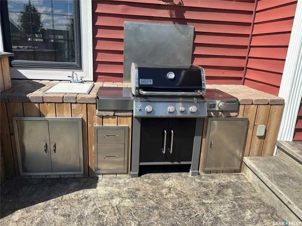 724 St Andrews Drive Swift Current SK S9H 1L1