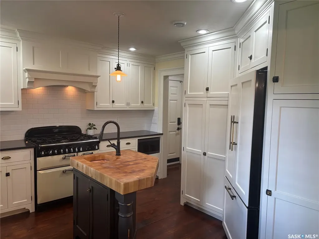 724 St Andrews Drive Swift Current SK S9H 1L1