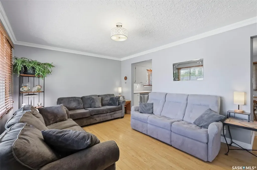2510 Lansdowne Avenue Saskatoon SK S7J 1H4
