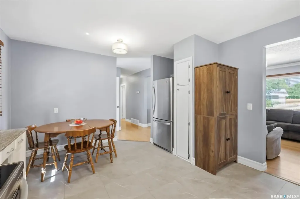 2510 Lansdowne Avenue Saskatoon SK S7J 1H4
