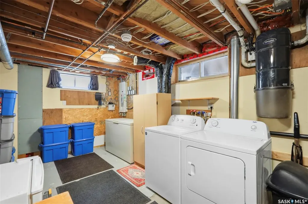 2510 Lansdowne Avenue Saskatoon SK S7J 1H4