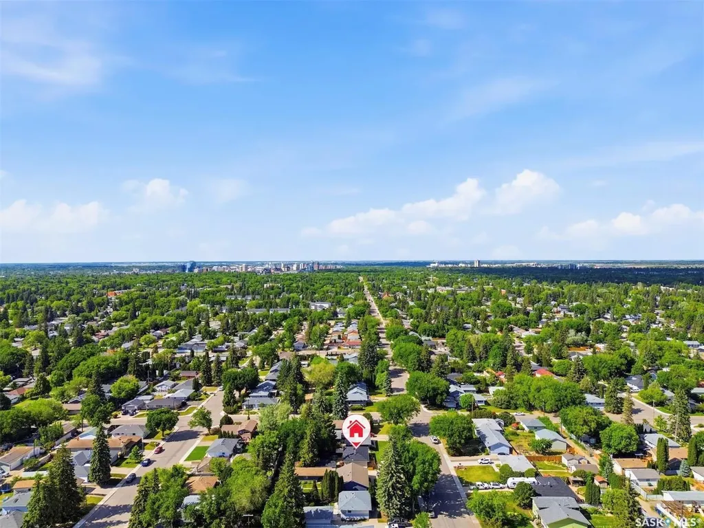 2510 Lansdowne Avenue Saskatoon SK S7J 1H4