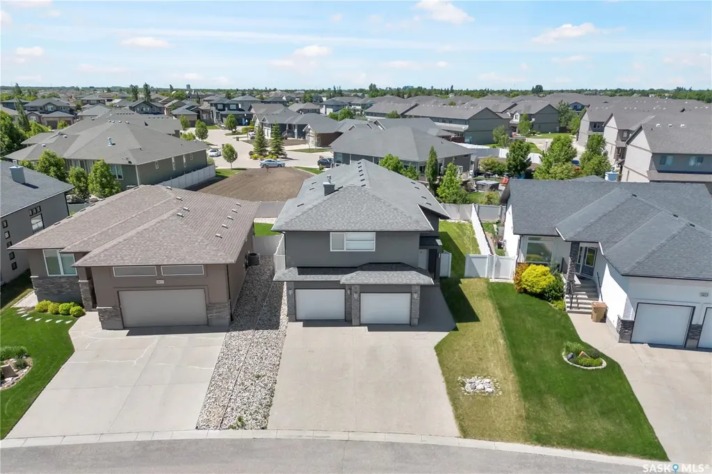 3821 Goldfinch Way Regina SK S4V 1S4