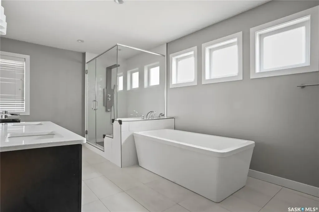 3821 Goldfinch Way Regina SK S4V 1S4