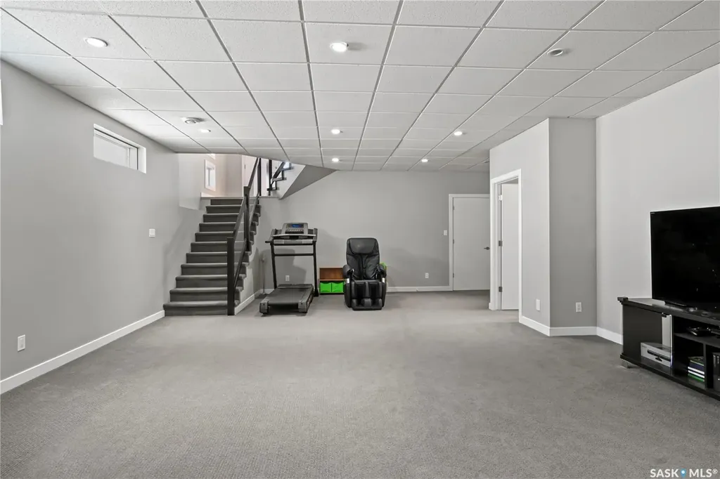 3821 Goldfinch Way Regina SK S4V 1S4