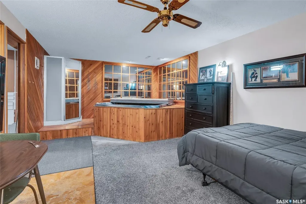 42 Neilson Crescent Saskatoon SK S4R 7R2