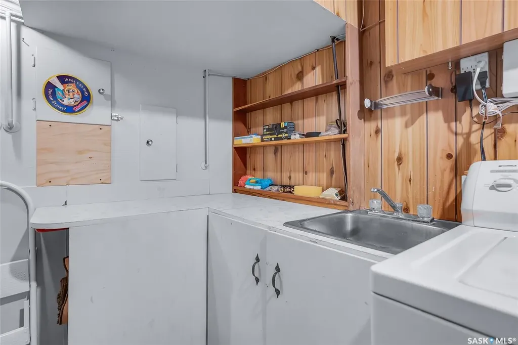 42 Neilson Crescent Saskatoon SK S4R 7R2