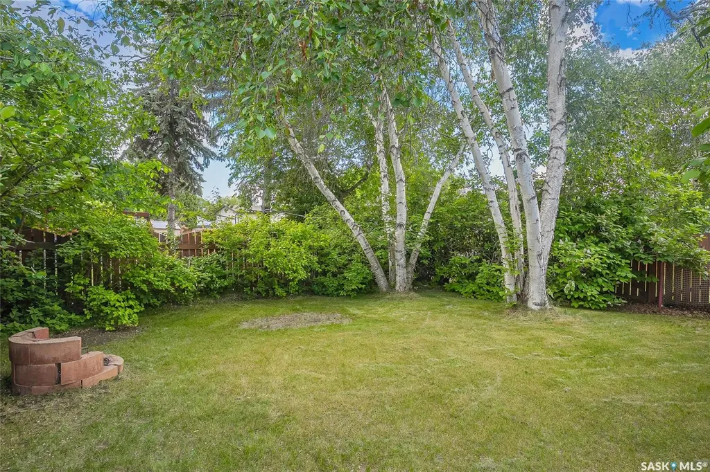42 Neilson Crescent Saskatoon SK S4R 7R2