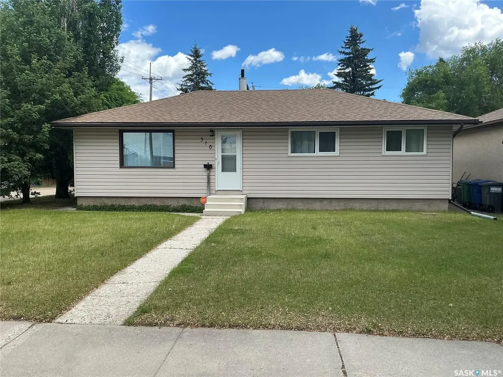 310 Vancouver Avenue S Saskatoon SK S7M 3N1