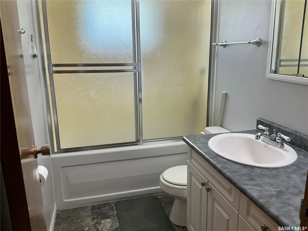 310 Vancouver Avenue S Saskatoon SK S7M 3N1