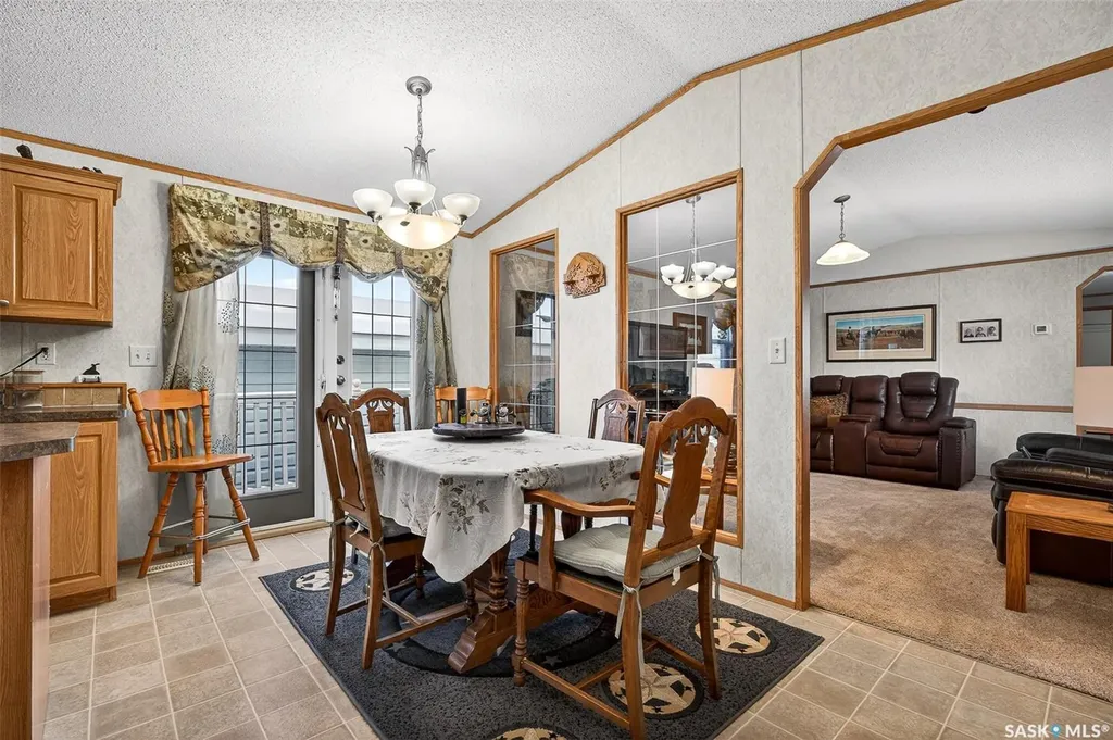1455 9th Avenue NE Moose Jaw SK S6J 1C6