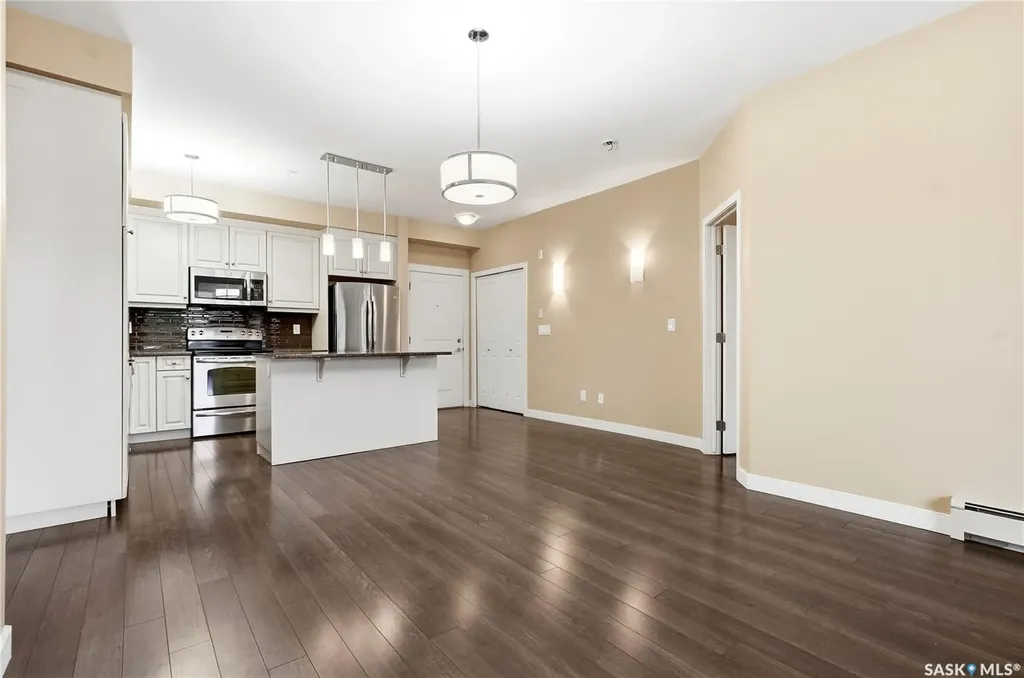 1035 Moss Avenue Saskatoon SK S7H 2E5
