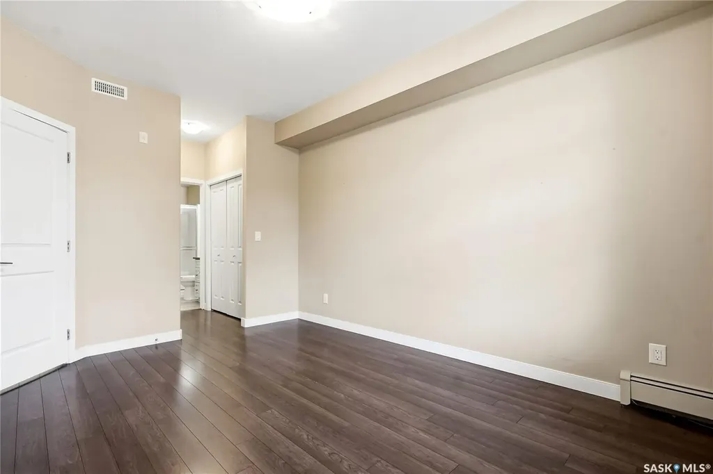 1035 Moss Avenue Saskatoon SK S7H 2E5