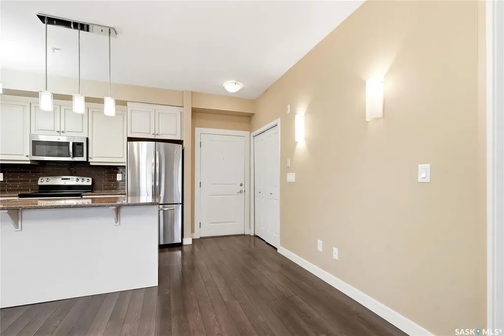 1035 Moss Avenue Saskatoon SK S7H 2E5