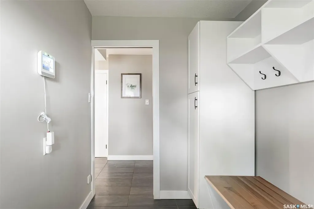 324 Lockwood Road Regina SK S4S 6E2