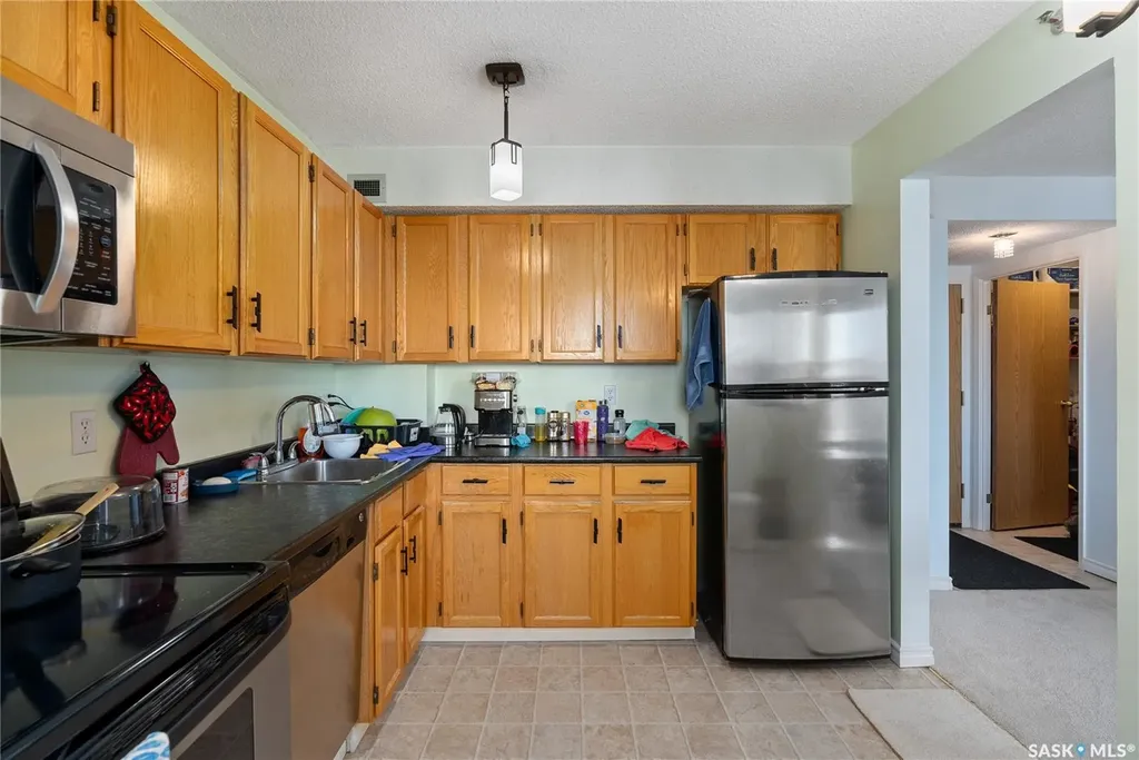 430 5th Avenue N Saskatoon SK S7K 6Z2