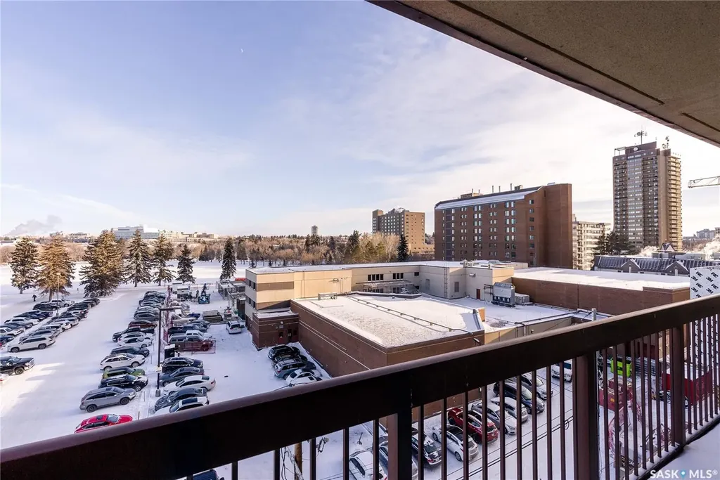 430 5th Avenue N Saskatoon SK S7K 6Z2