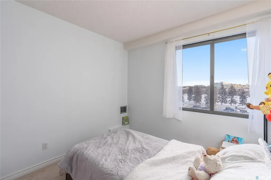430 5th Avenue N Saskatoon SK S7K 6Z2