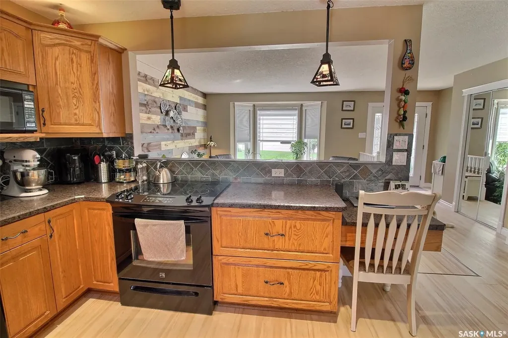 10 Pereverzoff Place Prince Albert SK S6X 1A5